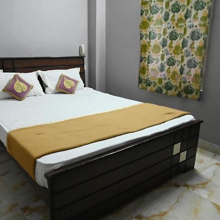 Sathya Guest House Tiruvannámalaj Kültér fotó