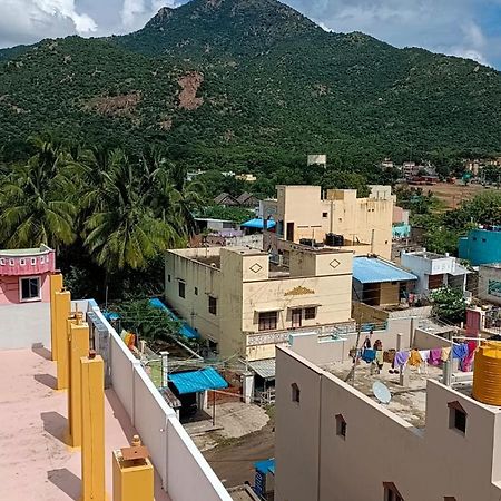 Sathya Guest House Tiruvannámalaj Kültér fotó